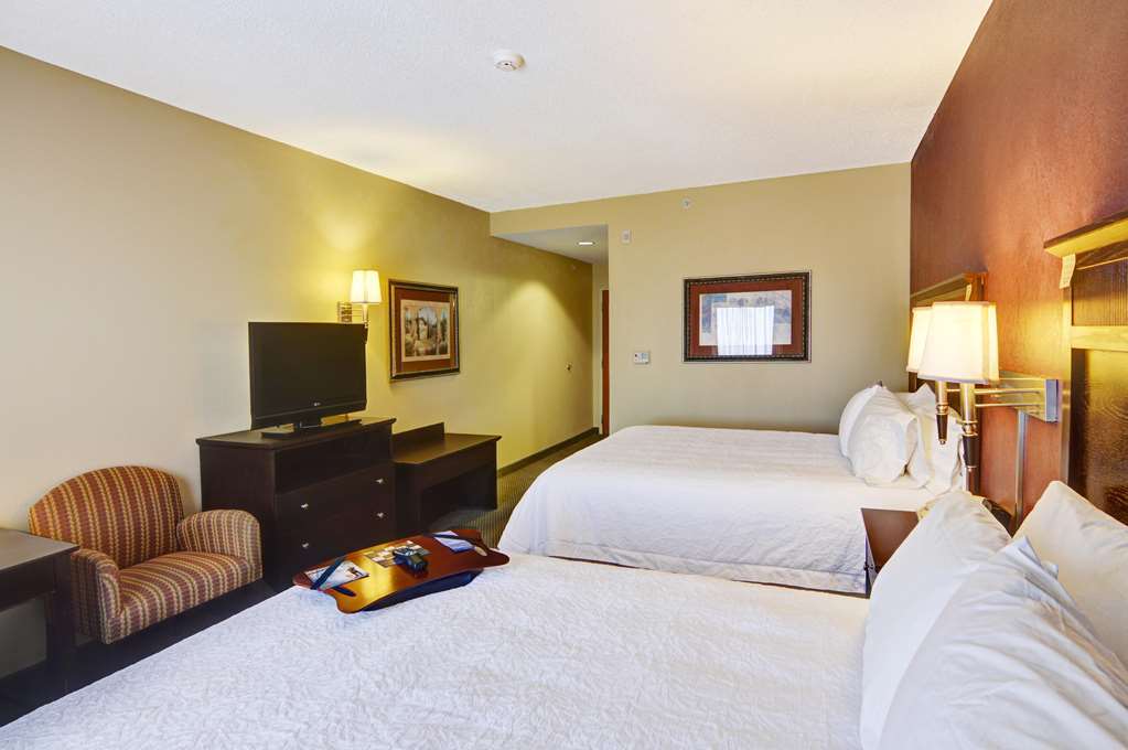 Hampton Inn & Suites Лотон Номер фото